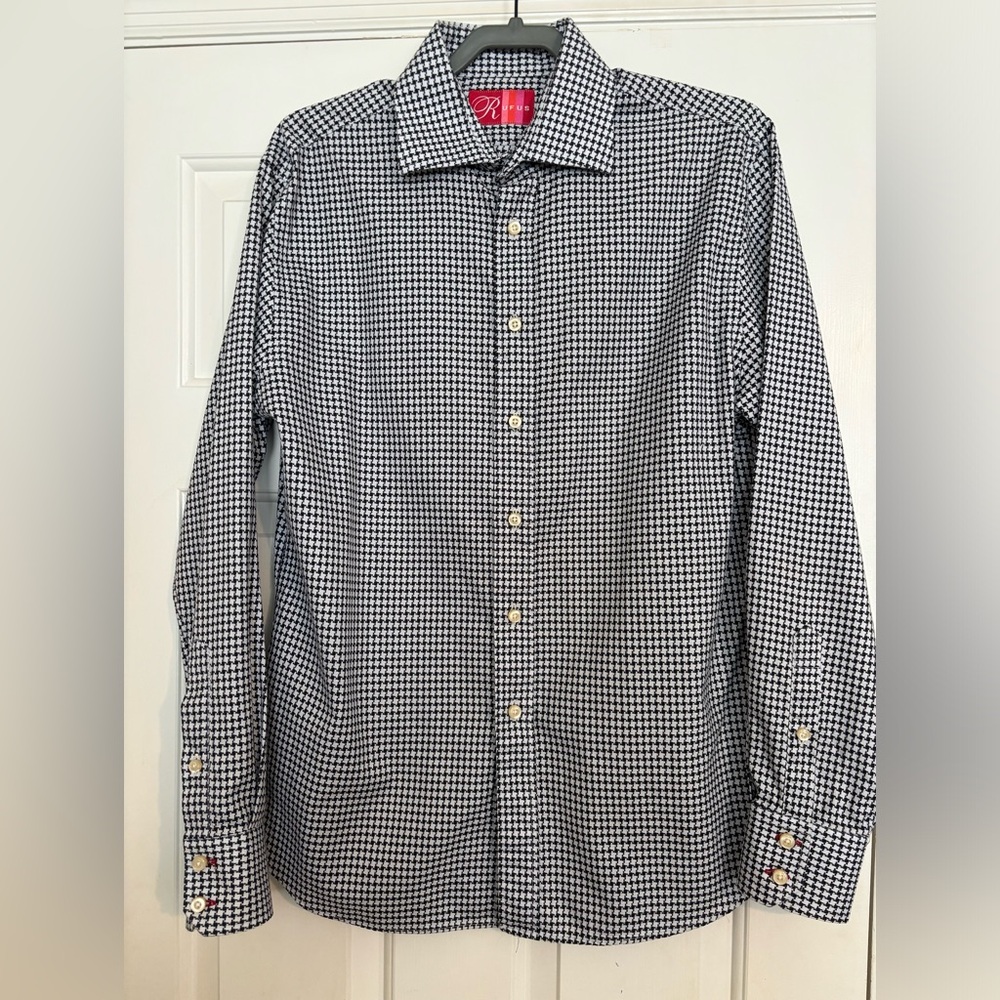 Rufus Flip Cuff Dress Shirt - size medium